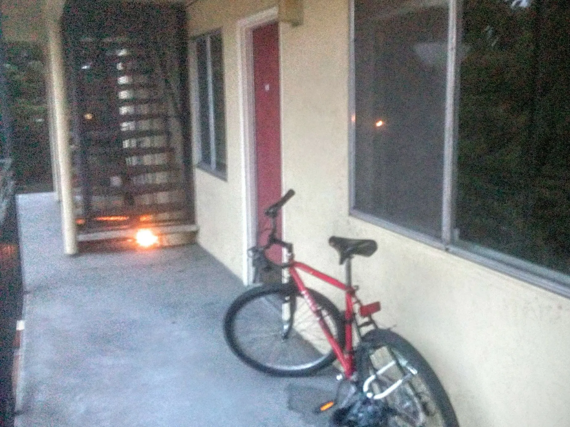 6am. Getting my trusty bike, and off we go